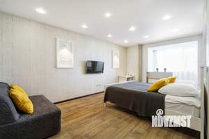 Студия квартира, посуточно, 34м2, 8/10 этаж