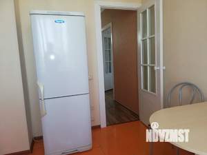 1-к квартира, посуточно, 38м2, 10/10 этаж
