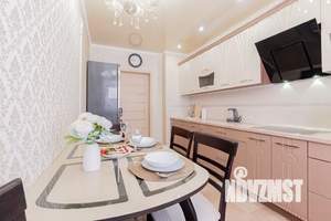 4-к квартира, посуточно, 95м2, 2/10 этаж