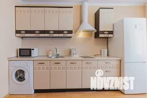 1-к квартира, посуточно, 42м2, 7/9 этаж