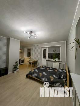 Студия квартира, посуточно, 33м2, 4/5 этаж