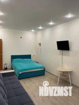 1-к квартира, посуточно, 37м2, 1/1 этаж