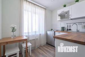 1-к квартира, посуточно, 37м2, 9/9 этаж