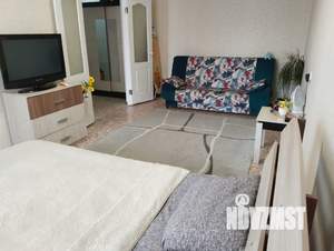 1-к квартира, посуточно, 40м2, 10/17 этаж