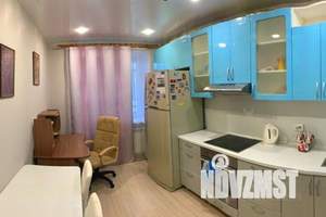 1-к квартира, посуточно, 43м2, 3/10 этаж