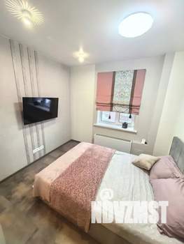 Студия квартира, посуточно, 34м2, 13/16 этаж