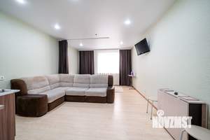 Студия квартира, посуточно, 33м2, 2/3 этаж