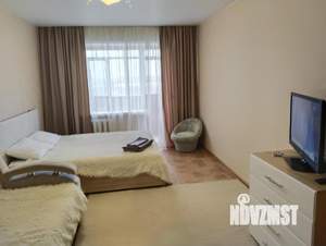 1-к квартира, посуточно, 38м2, 4/9 этаж