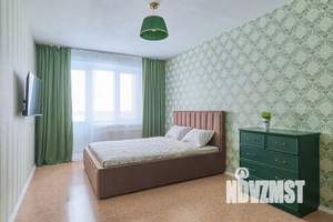 1-к квартира, посуточно, 40м2, 1/10 этаж