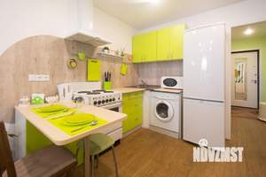 1-к квартира, посуточно, 32м2, 1/1 этаж