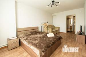 1-к квартира, посуточно, 42м2, 1/1 этаж