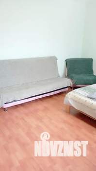 1-к квартира, посуточно, 40м2, 8/10 этаж