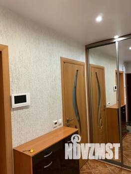 Студия квартира, посуточно, 42м2, 3/18 этаж