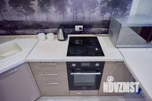 1-к квартира, посуточно, 46м2, 13/18 этаж