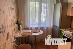 1-к квартира, посуточно, 32м2, 3/5 этаж