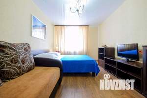1-к квартира, посуточно, 42м2, 1/1 этаж