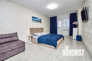 Студия квартира, посуточно, 40м2, 1/18 этаж