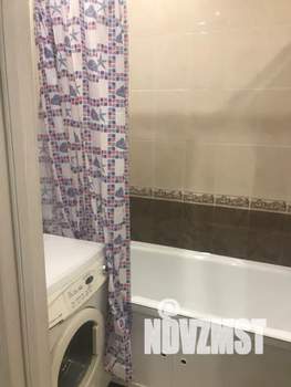 Студия квартира, посуточно, 28м2, 12/18 этаж