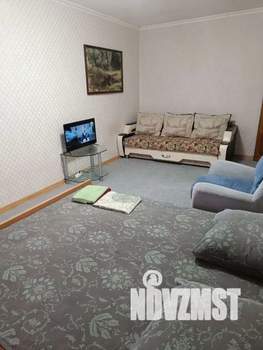 1-к квартира, посуточно, 36м2, 4/10 этаж