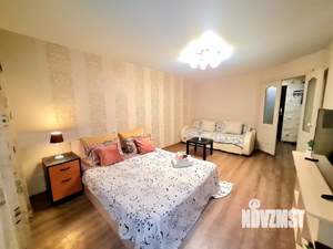 1-к квартира, посуточно, 43м2, 4/9 этаж