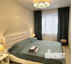 1-к квартира, посуточно, 40м2, 11/16 этаж