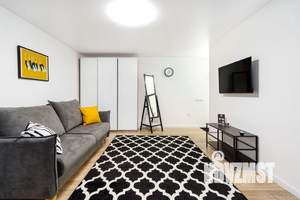 Студия квартира, посуточно, 32м2, 2/5 этаж