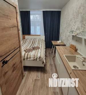 Студия квартира, посуточно, 15м2, 1/4 этаж