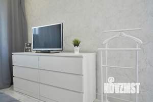 Студия квартира, посуточно, 28м2, 5/19 этаж