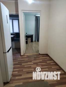 1-к квартира, посуточно, 32м2, 1/9 этаж