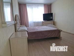 2-к квартира, посуточно, 55м2, 1/1 этаж