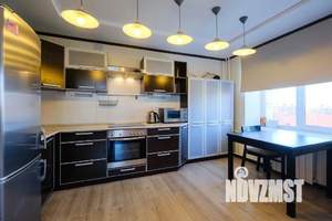 2-к квартира, посуточно, 50м2, 1/1 этаж