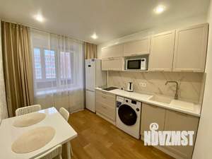 1-к квартира, посуточно, 40м2, 7/10 этаж