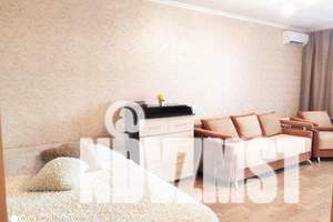 1-к квартира, посуточно, 40м2, 6/9 этаж