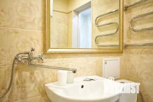 Студия квартира, посуточно, 31м2, 1/5 этаж