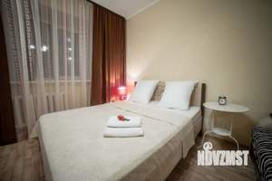 1-к квартира, посуточно, 40м2, 1/10 этаж