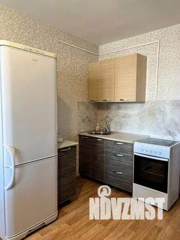 1-к квартира, посуточно, 38м2, 1/1 этаж