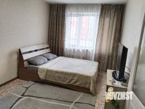 1-к квартира, посуточно, 40м2, 10/17 этаж