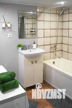 Студия квартира, посуточно, 43м2, 2/2 этаж