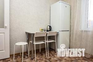 1-к квартира, посуточно, 40м2, 6/10 этаж