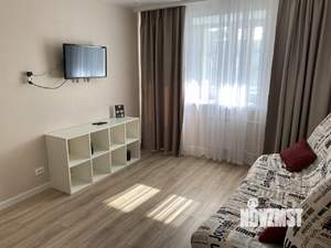 2-к квартира, посуточно, 50м2, 1/1 этаж