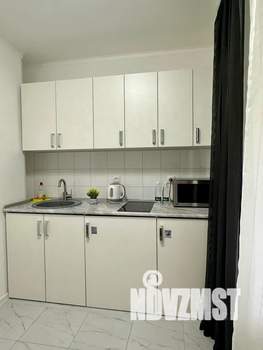 1-к квартира, посуточно, 36м2, 1/9 этаж