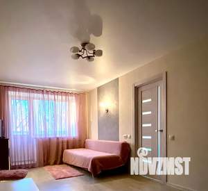 2-к квартира, посуточно, 45м2, 4/5 этаж