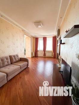 2-к квартира, посуточно, 67м2, 1/1 этаж