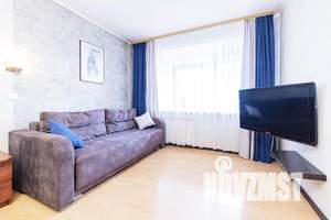 1-к квартира, посуточно, 40м2, 7/10 этаж