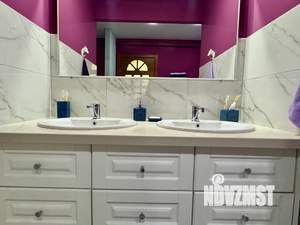 2-к квартира, посуточно, 80м2, 1/2 этаж