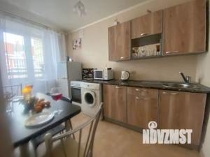 1-к квартира, посуточно, 32м2, 5/9 этаж