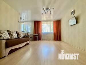 1-к квартира, посуточно, 50м2, 4/5 этаж