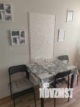 1-к квартира, посуточно, 36м2, 1/1 этаж