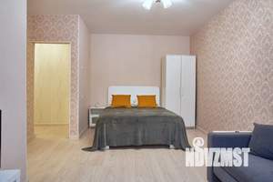Студия квартира, посуточно, 31м2, 1/5 этаж