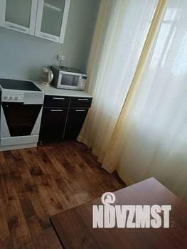 1-к квартира, посуточно, 36м2, 4/10 этаж